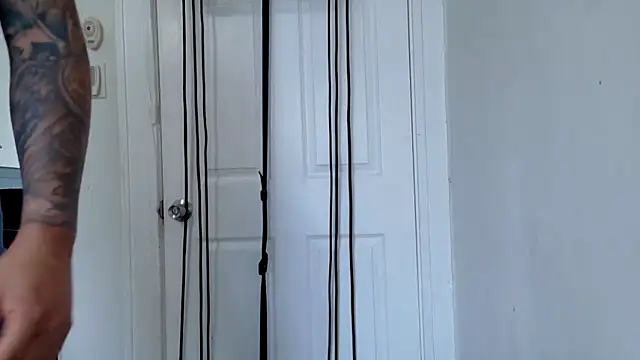 WyattBBC Pertunjukan Webcam