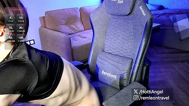 leon_yuugen Show Webcam