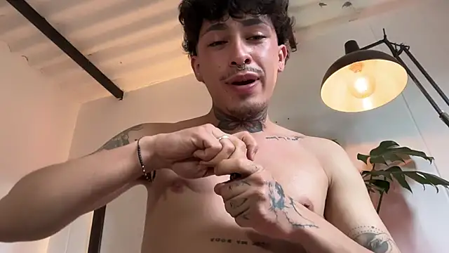 Chat XXX ao vivo de stevennavarro