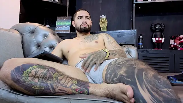 matteosantosのライブXXXチャット