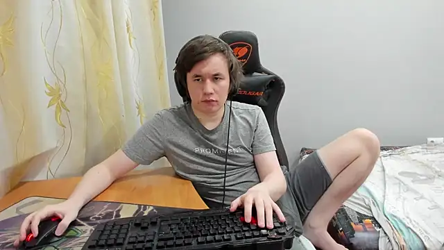 iliaskrislove – Kamerová šou