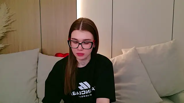 Chat +18 de Hana_Watt ao vivo