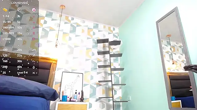 Chat +18 de LORENADAVIES ao vivo