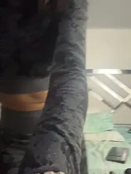 maybelline69のライブXXXチャット