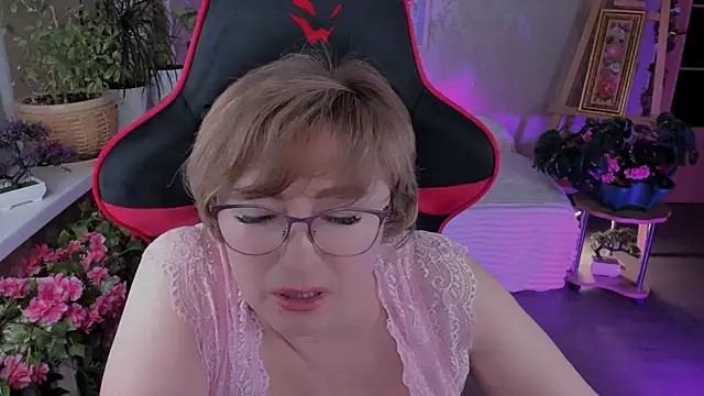 sugar_vivien Adlı Modelin Canlı XXX Sohbeti