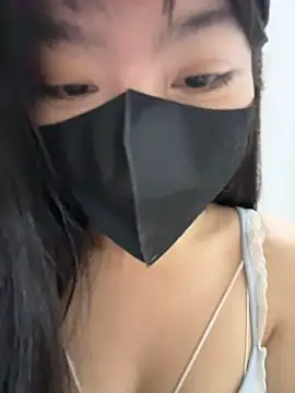 AZ37866 Live XXX-chat