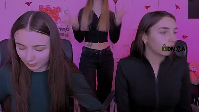 mila_firee Adlı Modelin Canlı XXX Sohbeti