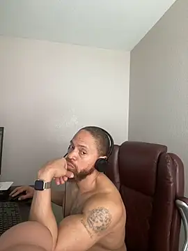 Fathero1time's Live XXX Chat