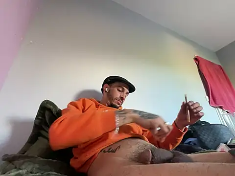 Rebeu313's Live XXX Chat