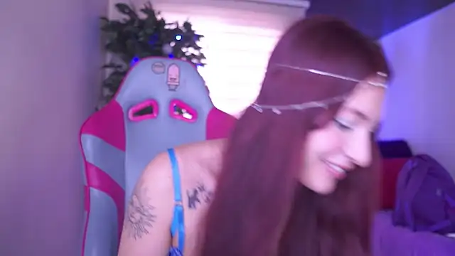 Rebecah_1のライブXXXチャット