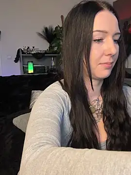 Trixie-Tainted Webcam-Show