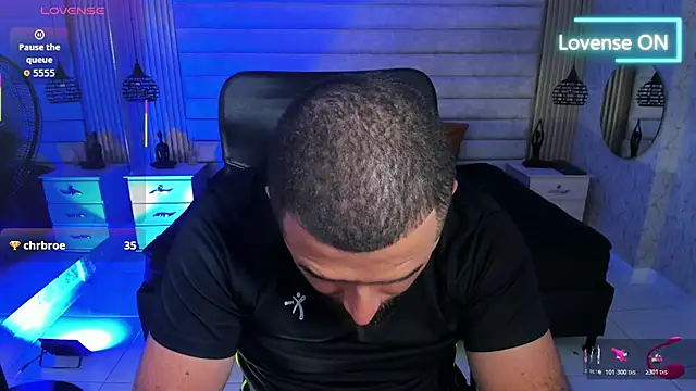 แชท XXX สดของ jhon_bear03