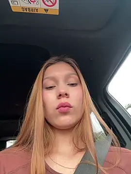 Czat XXX na żywo – Nikii__