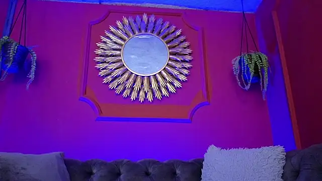 Czat XXX na żywo – Julieta_Russell