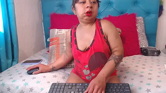 SARAWILLS – Live XXX-chat