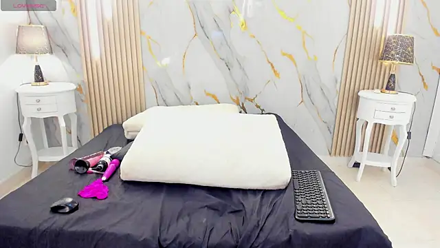 AprillRoss' Live XXX Chat