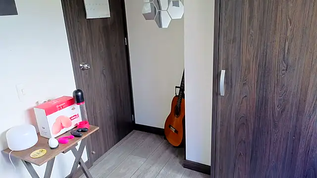 Wheeler_Green live XXX chat