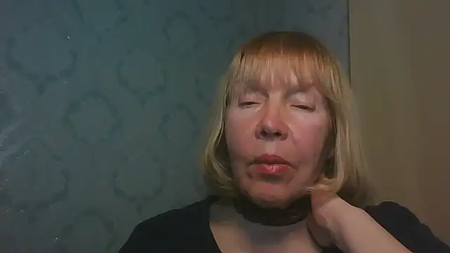 دردشة OlgaShine الجنسية المباشرة