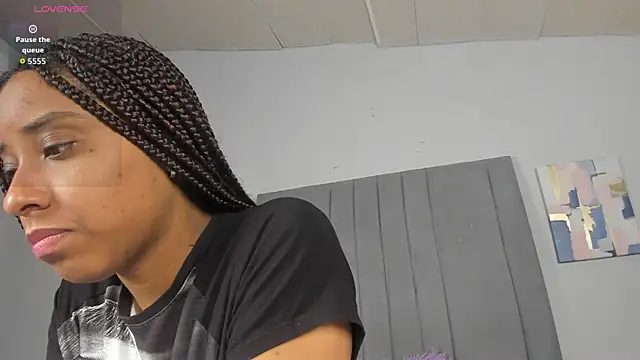 دردشة Sophia_Ebony الجنسية المباشرة