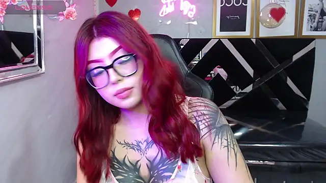 แชท XXX สดของ Red_Bunny_v