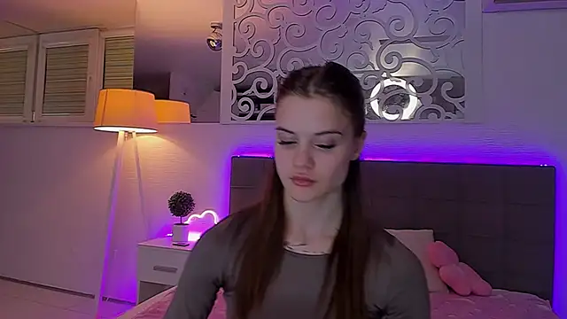 Czat XXX na żywo – LuisaClover