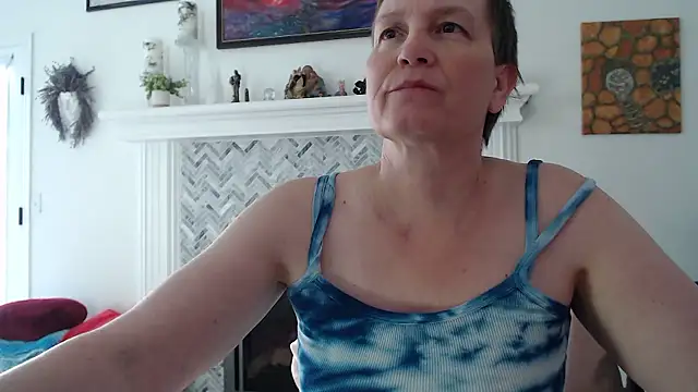 AuroraWillows' Webcam Show