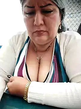 Pokazy przed kamerką – Brenda_Berck_