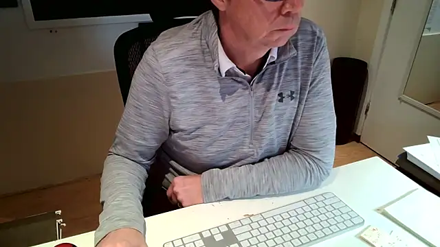 Scotsmanx Live XXX-chat