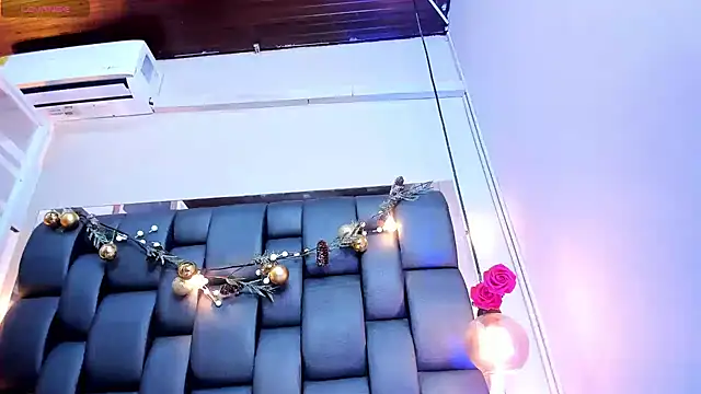 Miriam_milf 即時 XXX 聊天