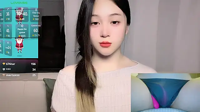 woaiqinqin Chat XXX in diretta