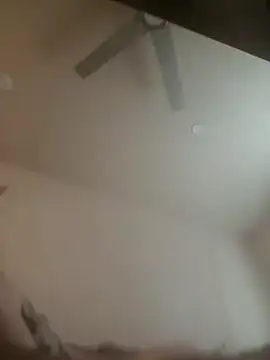 Pokazy przed kamerką – yourMasterisBored