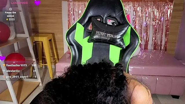 Chat XXX ao vivo de bella_vibess_s