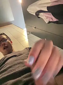 diegoand0911: διαδικτυακό σόου στην κάμερα