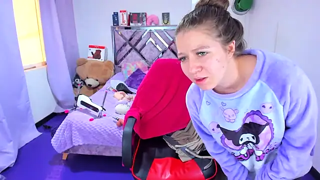 Chat +18 de Luna_Analya ao vivo