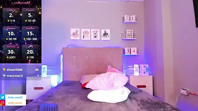 EmilyCoast-1 Live XXX-Chat