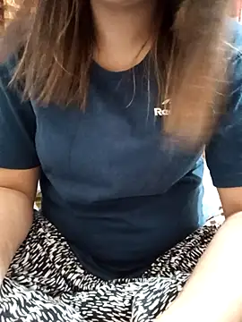 Tanha18 live XXX chat