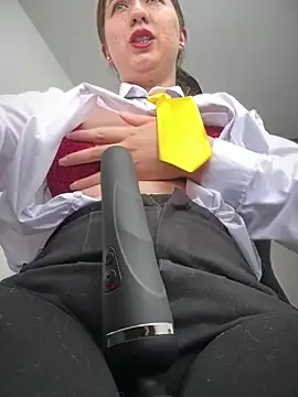 Онлайн чат XXX suzy-111