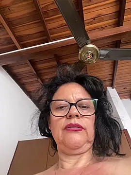 Chat +18 de Sharongirl07 ao vivo