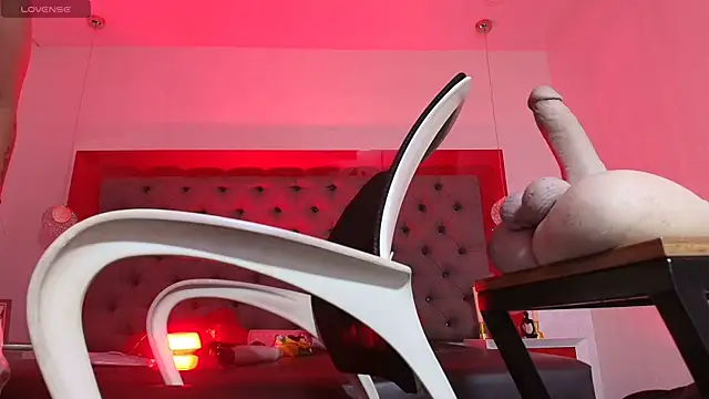 MirandaSouldのライブXXXチャット