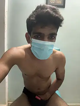 BadBoyTom78 网络视讯表演