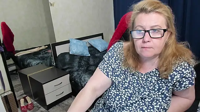 Frau_Marta Chat XXX live