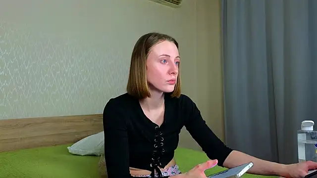 Živý XXX chat Cowell_Adelina