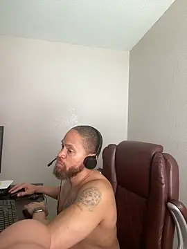 Fathero1time: онлайн-секс-чат