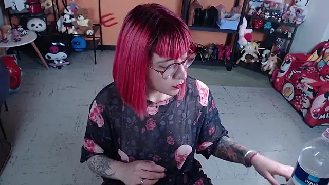 MissMiia2 Live XXX-chat