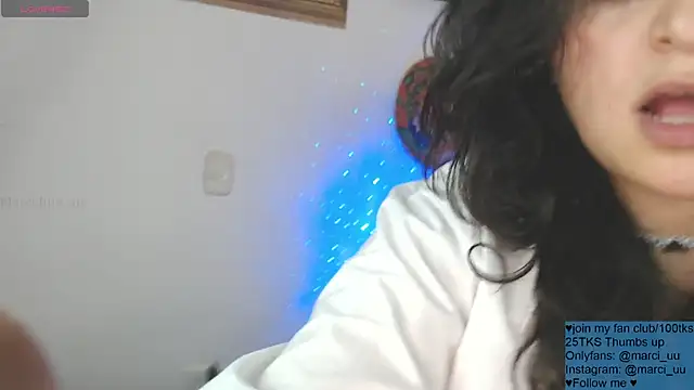 Chat XXX ao vivo de Marci_owo