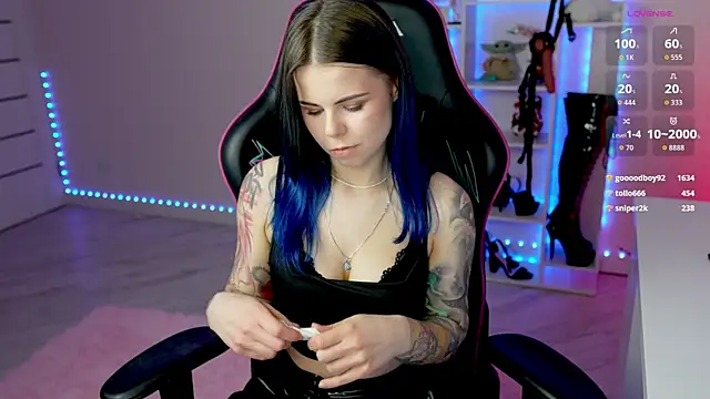 QueenAliceXのライブXXXチャット