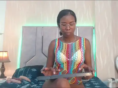 DanellaZiuのライブXXXチャット