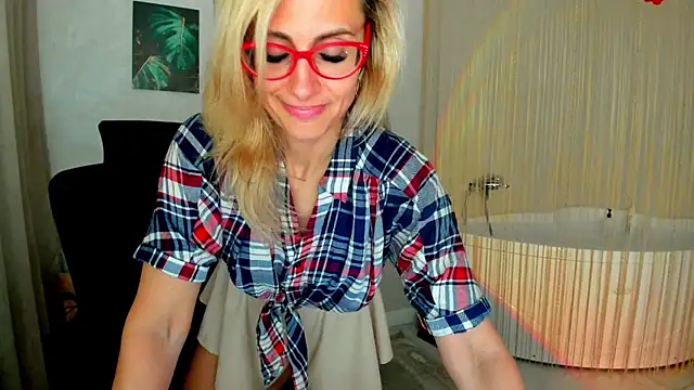 MuseOfStage's Live XXX Chat