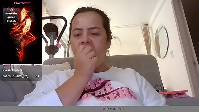 saramartinez1000's Live XXX Chat