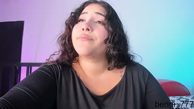 AmberiniHoffmanのライブXXXチャット